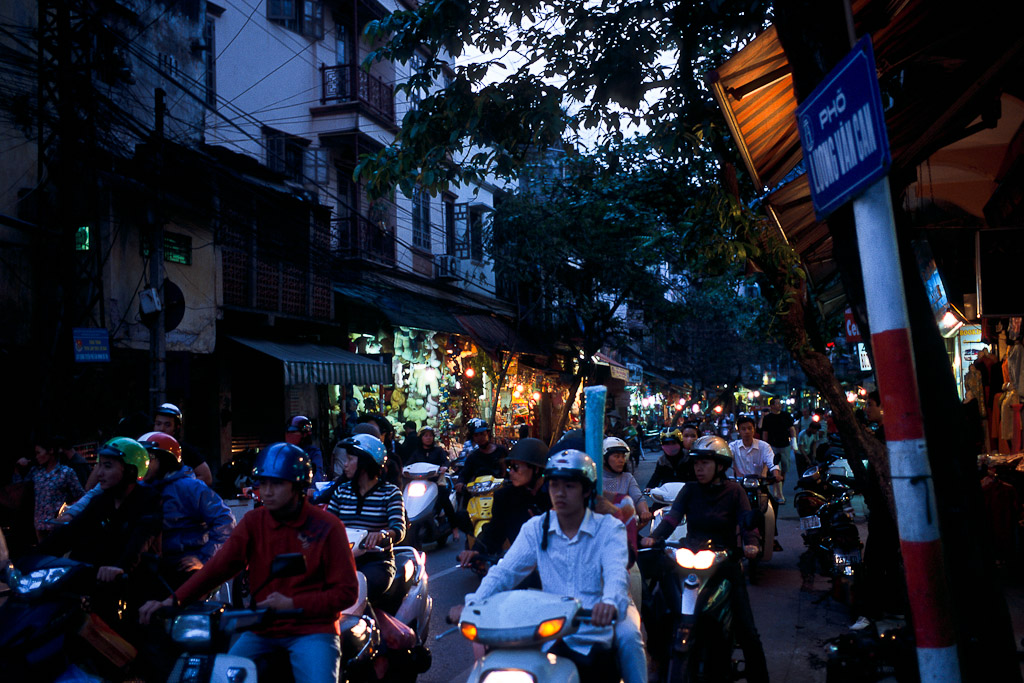 Rue Luong Van Can